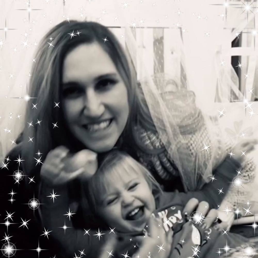 Meet your Posher, Holly